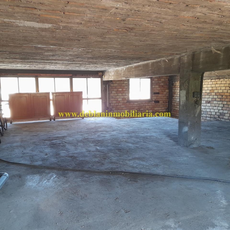 LOCAL COMERCIAL DE 330 M2