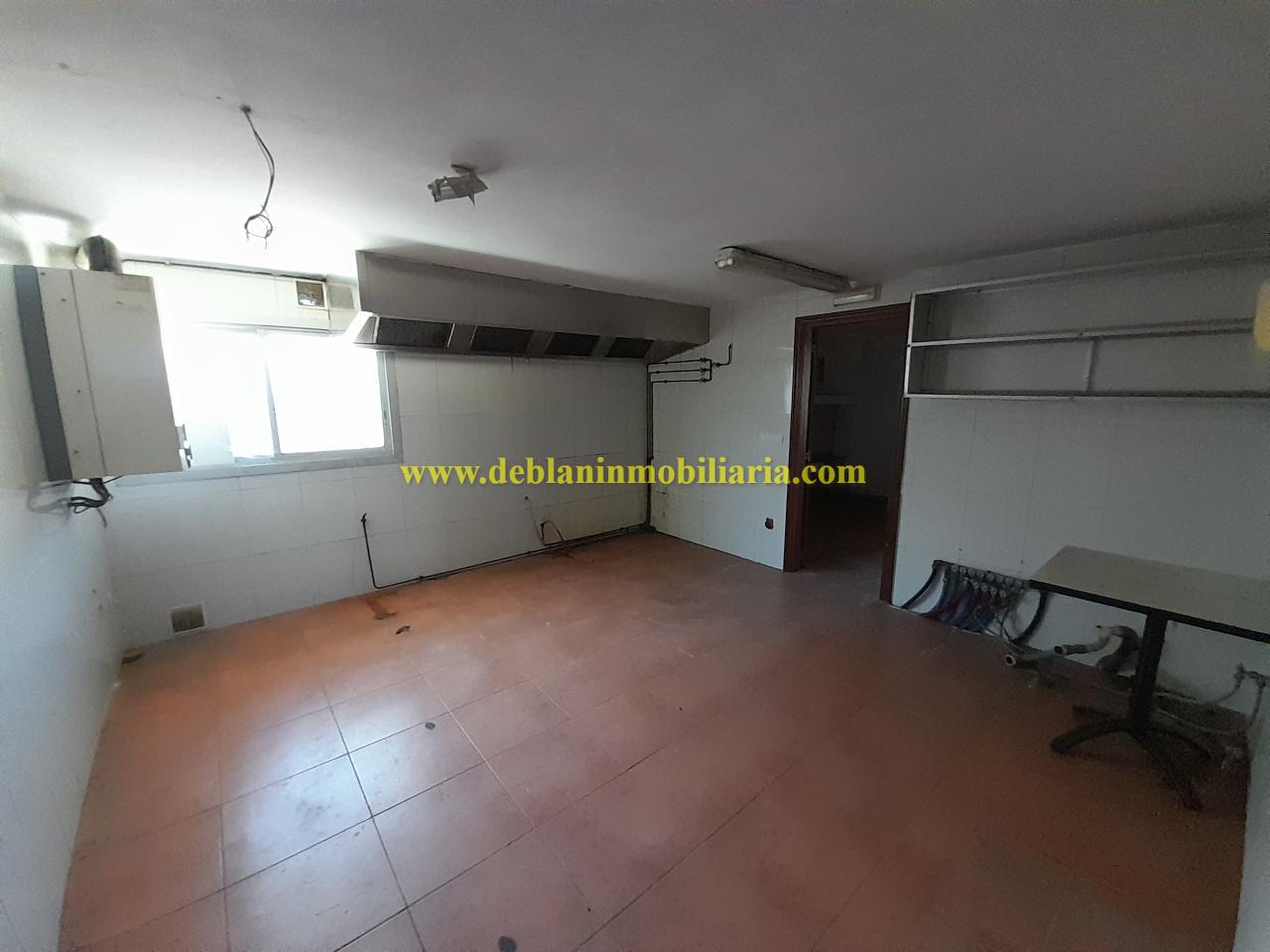 168857603367500023926_168848879228 LOCAL COMERCIAL DE 330 M2