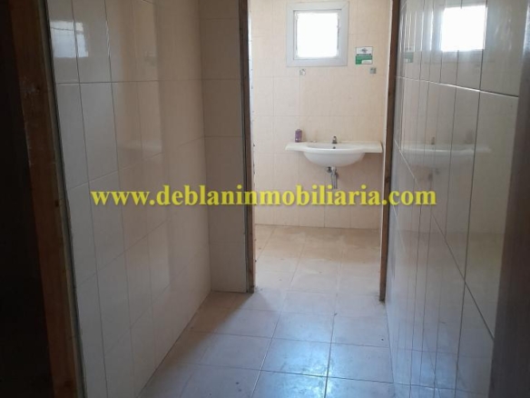 LOCAL COMERCIAL DE 330 M2