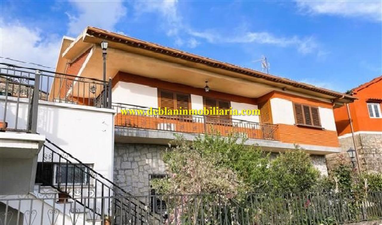 VIVIENDA UNIFAMILIAR 389 M2, CON PISCINA