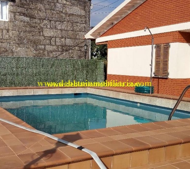 VIVIENDA UNIFAMILIAR 389 M2, CON PISCINA