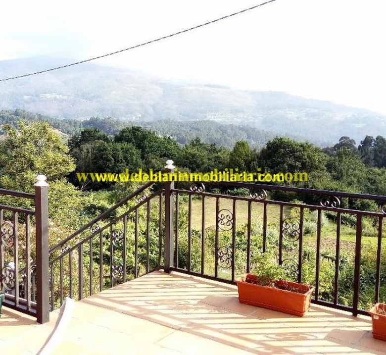 VIVIENDA UNIFAMILIAR 389 M2, CON PISCINA