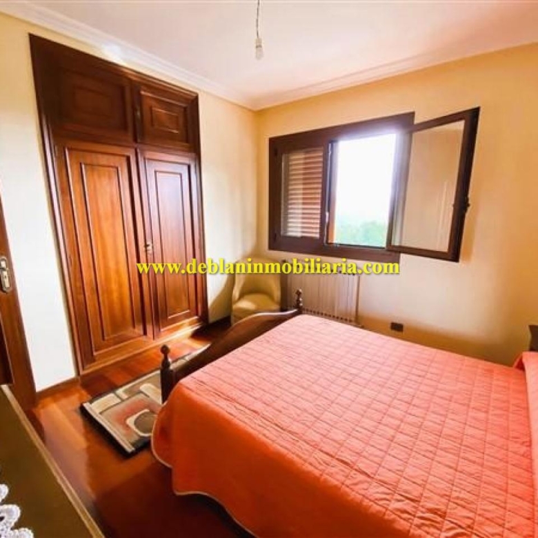VIVIENDA UNIFAMILIAR 389 M2, CON PISCINA