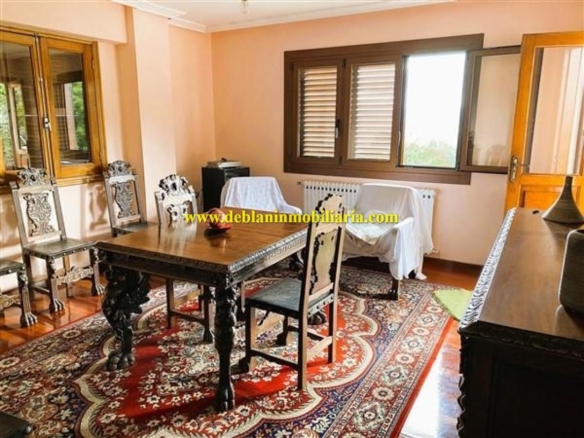 VIVIENDA UNIFAMILIAR 389 M2, CON PISCINA