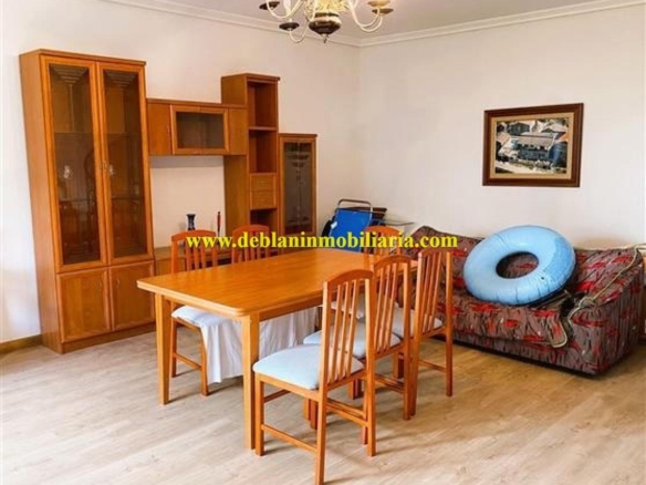 VIVIENDA UNIFAMILIAR 389 M2, CON PISCINA