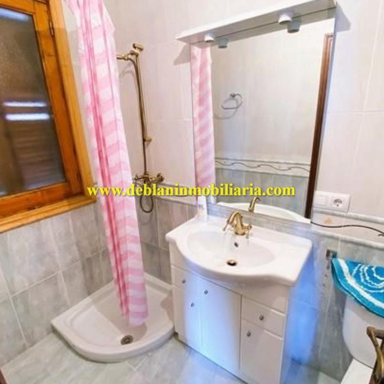 VIVIENDA UNIFAMILIAR 389 M2, CON PISCINA