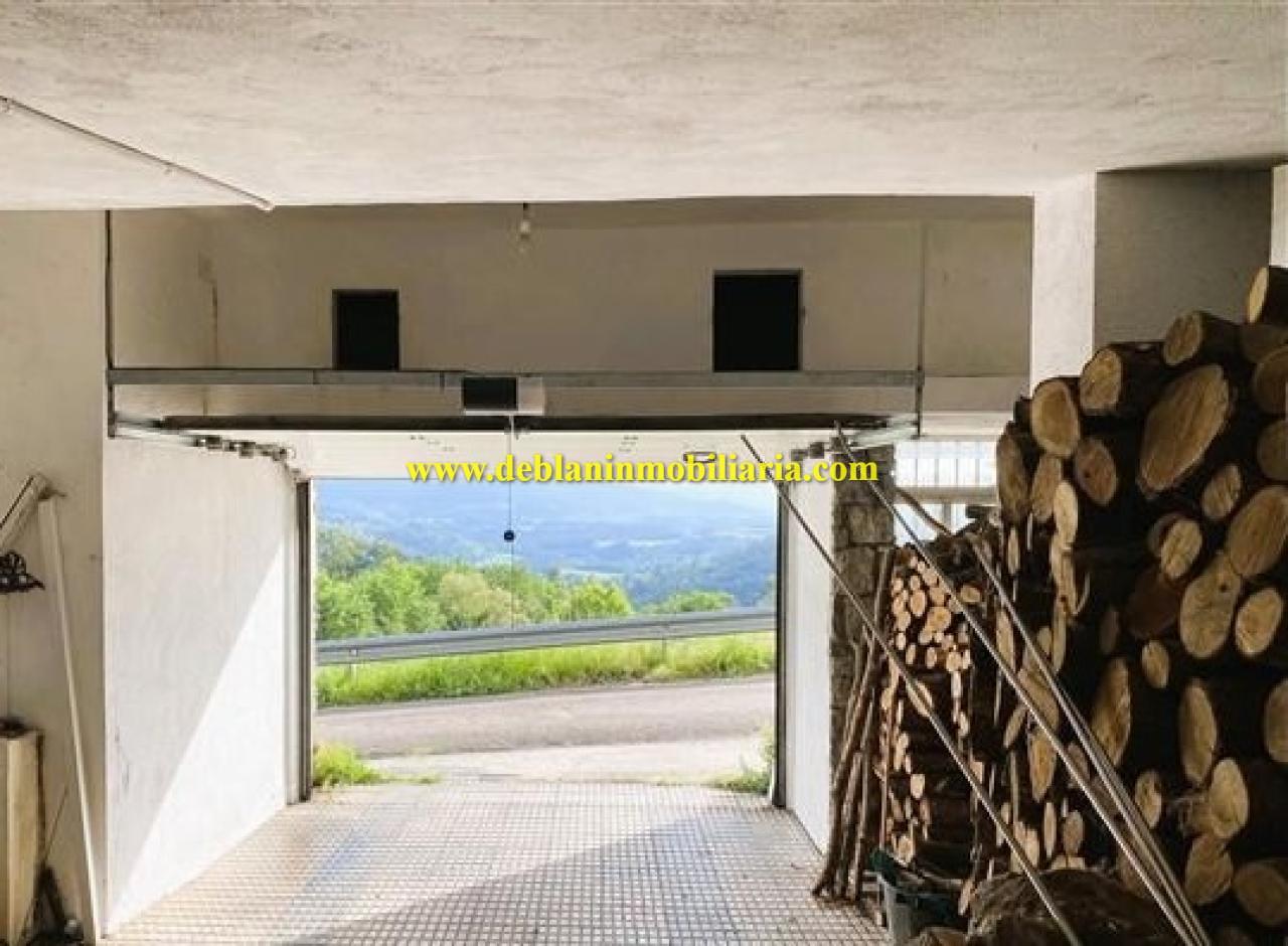 VIVIENDA UNIFAMILIAR 389 M2, CON PISCINA