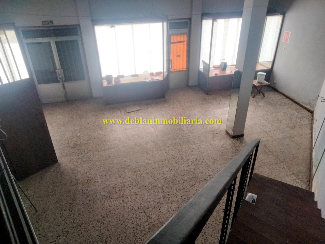 168871913275500023944_168871880217 SE ALQUILA LOCAL COMERCIAL EN EL CENTRO DE TUI