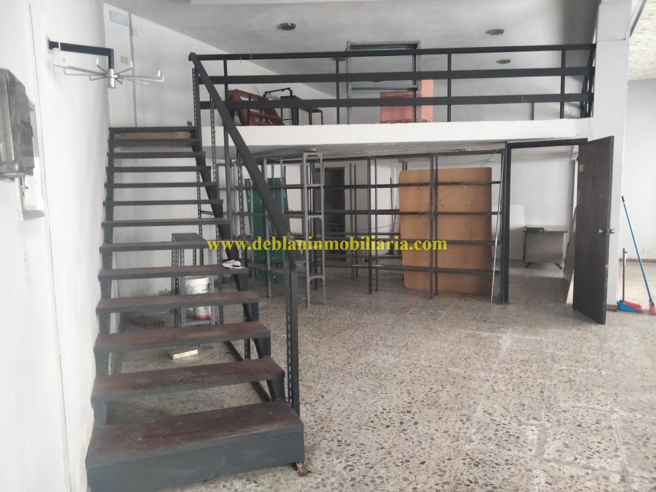 168871913465100023944_168871881120 SE ALQUILA LOCAL COMERCIAL EN EL CENTRO DE TUI