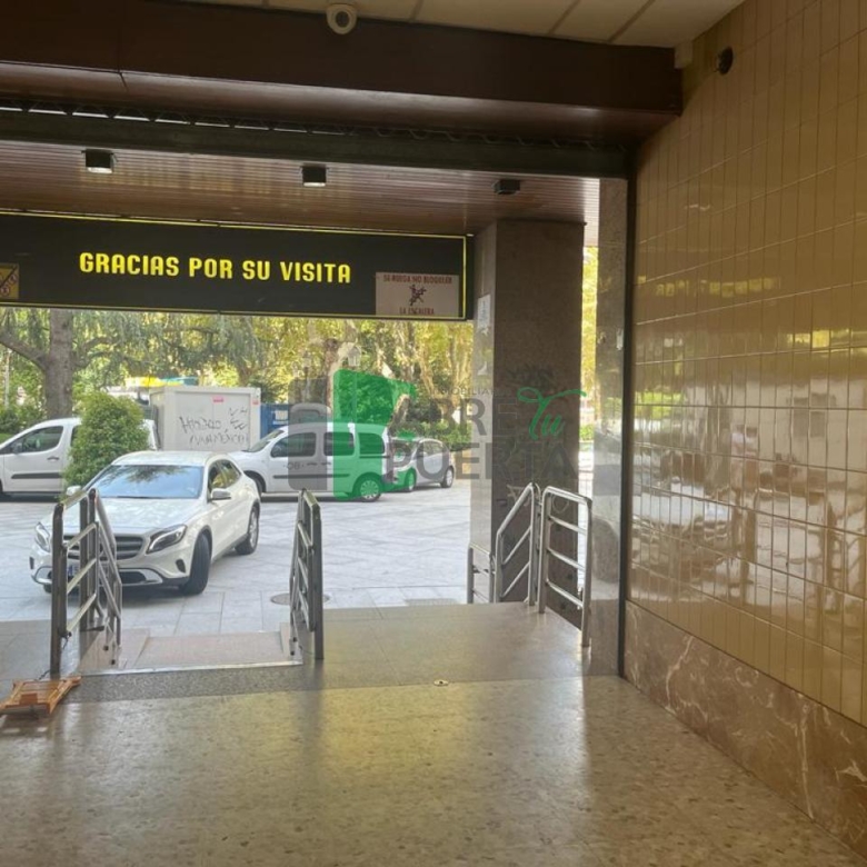 OFICINA EN ALQUILER
