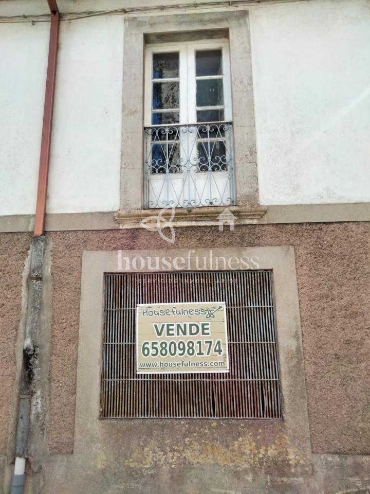 169332792285300034657_169330385401 Casa en Ferrol zona Puerto