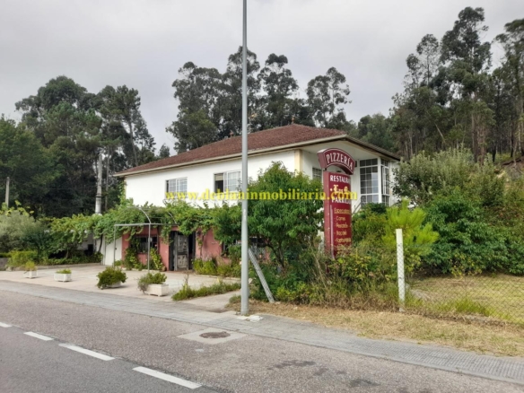 RESTAURANTE / BAR UBICADO EN ZONA ESTRATÉGICA