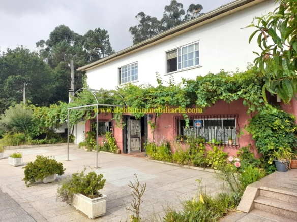 RESTAURANTE / BAR UBICADO EN ZONA ESTRATÉGICA