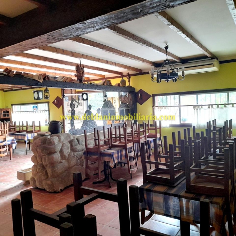 RESTAURANTE / BAR UBICADO EN ZONA ESTRATÉGICA