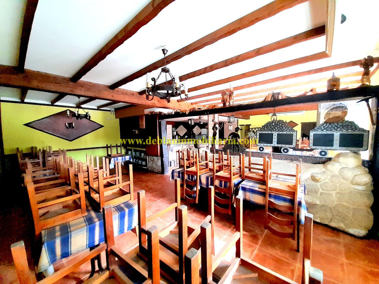 169339469694100024127_169339443126 RESTAURANTE / BAR UBICADO EN ZONA ESTRATÉGICA