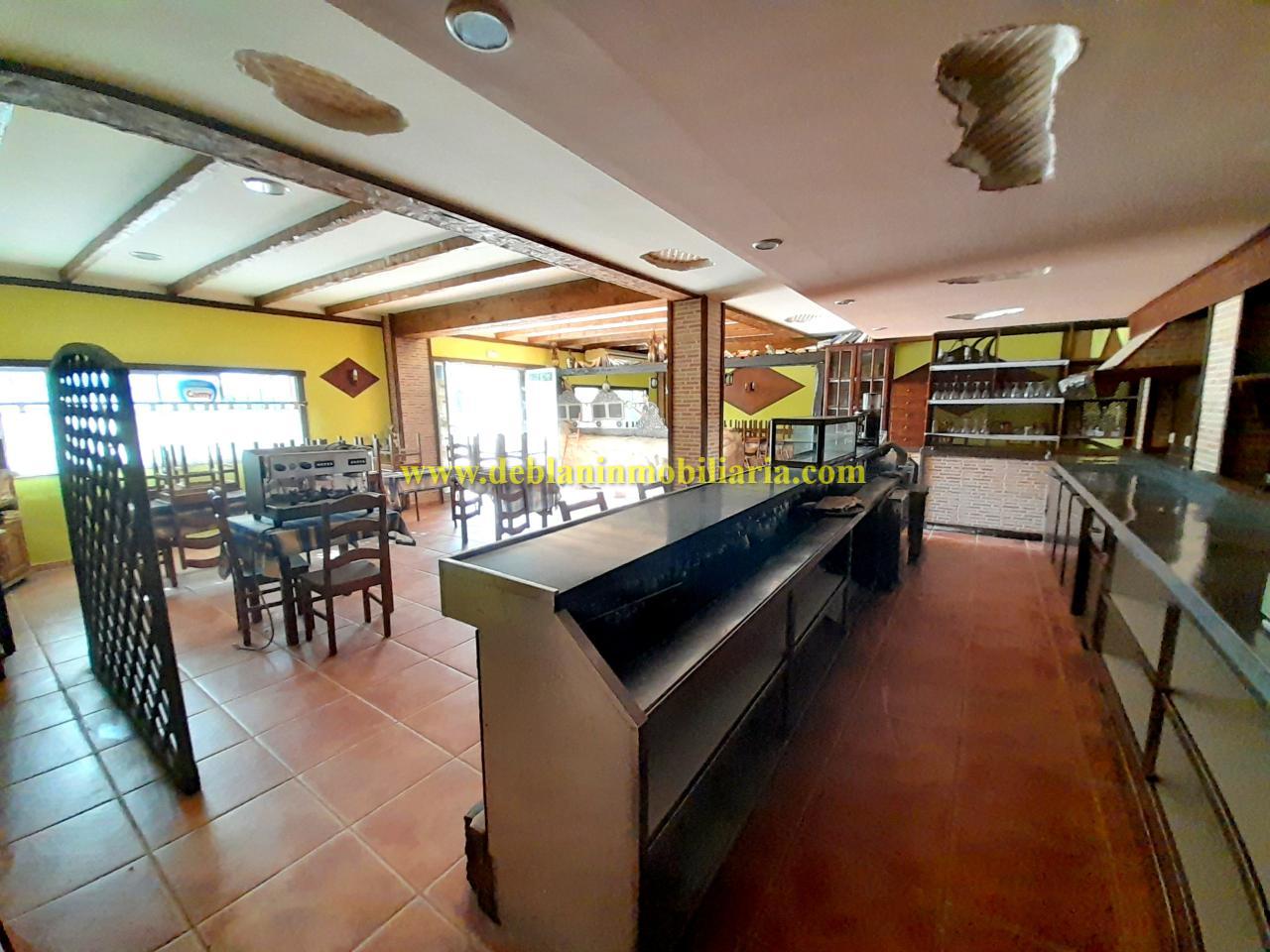 169339469843800024127_169339443241 RESTAURANTE / BAR UBICADO EN ZONA ESTRATÉGICA