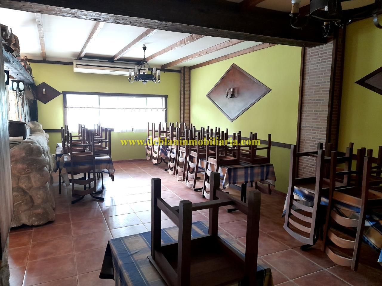 169339469966100024127_169339442795 RESTAURANTE / BAR UBICADO EN ZONA ESTRATÉGICA