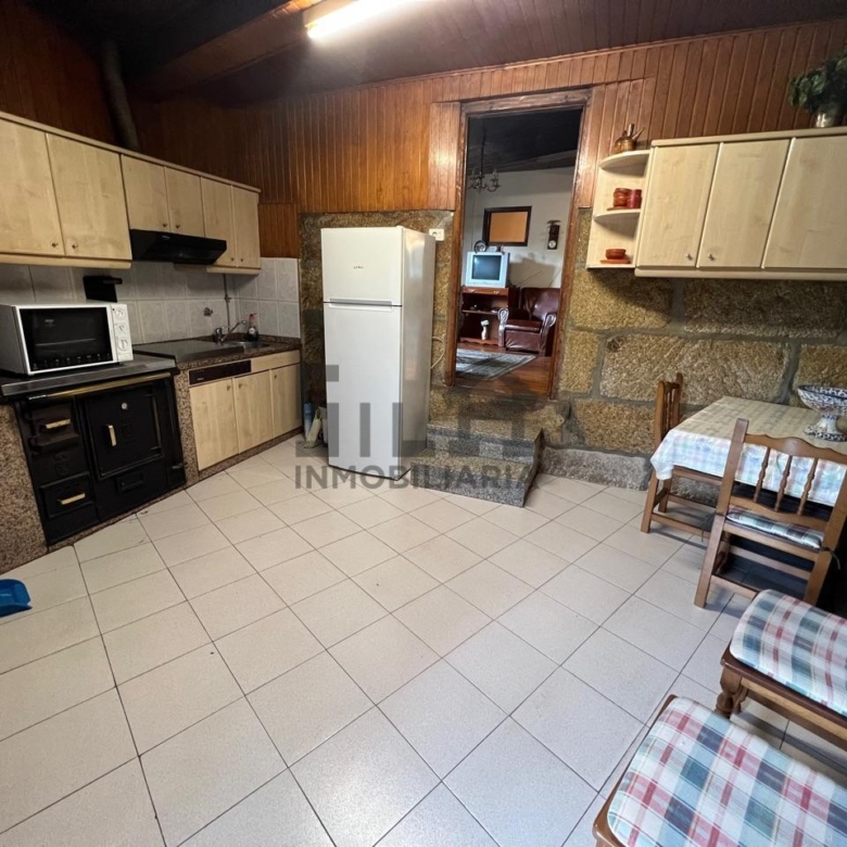 VENTA CASA EN PADERNE DE ALLARIZ