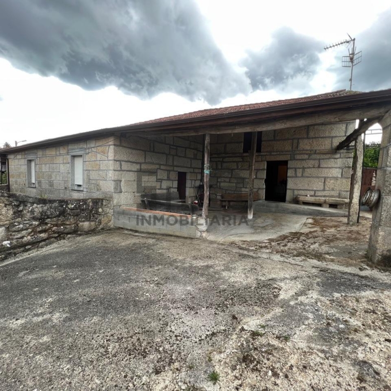 VENTA CASA EN PADERNE DE ALLARIZ