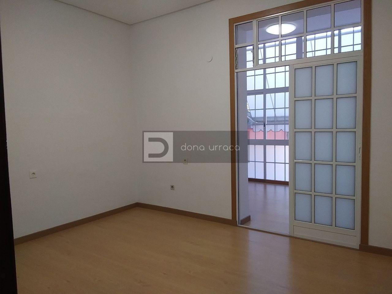 169470815431200024208_169470795427 DESPACHO MUY CENTRICO EN OURENSE