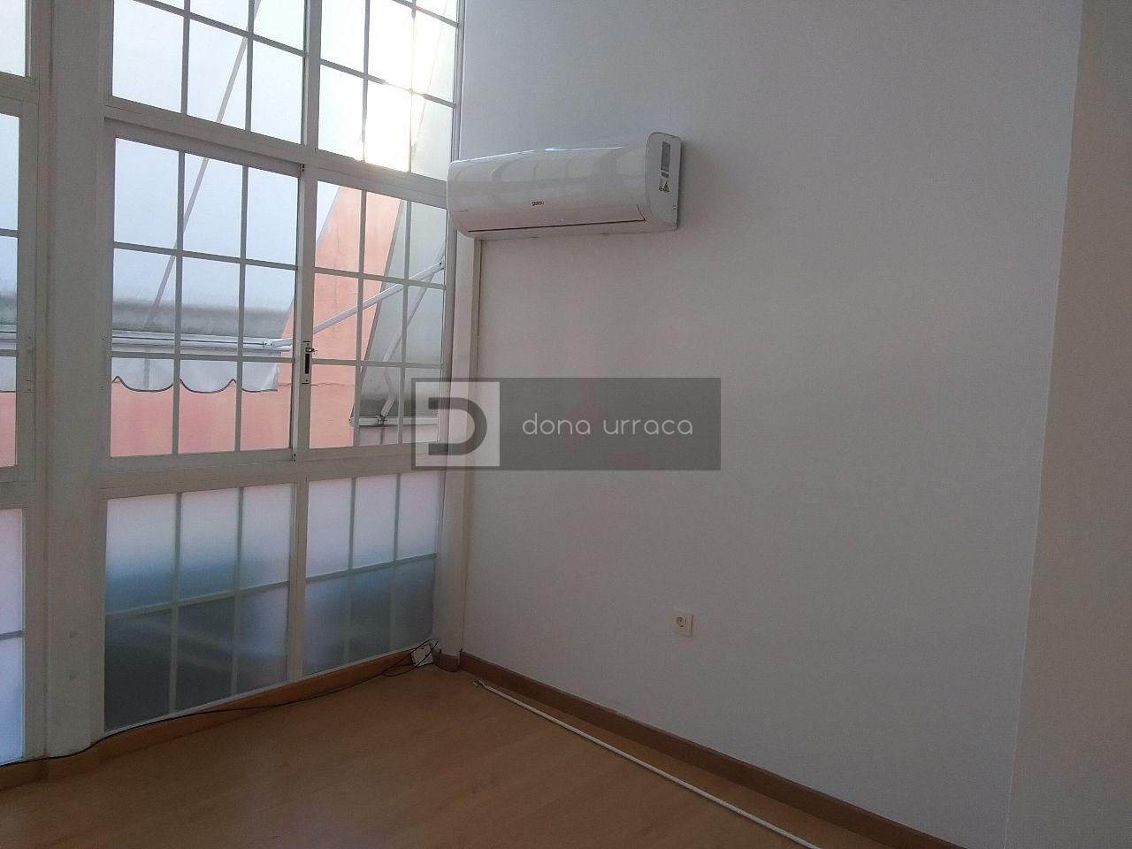 169470815562900024208_169470795138 DESPACHO MUY CENTRICO EN OURENSE