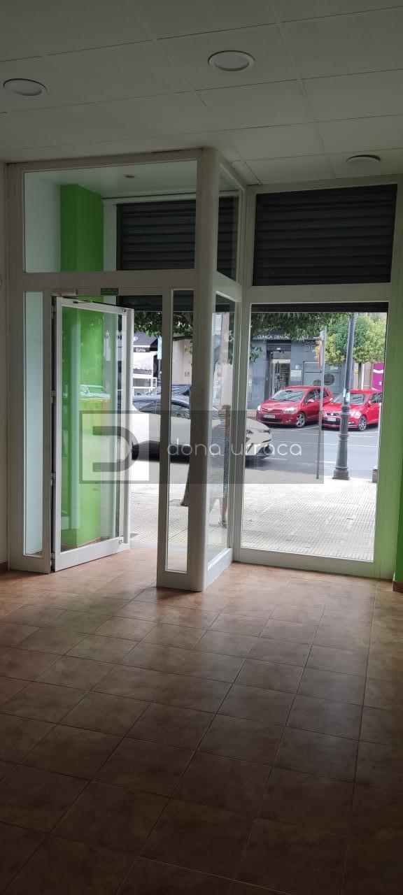 169503713083700024223_169503372487 LOCAL COMERCIAL EN AV. CELANOVA,BARBADAS SOBRE CALLE PRINCIPAL