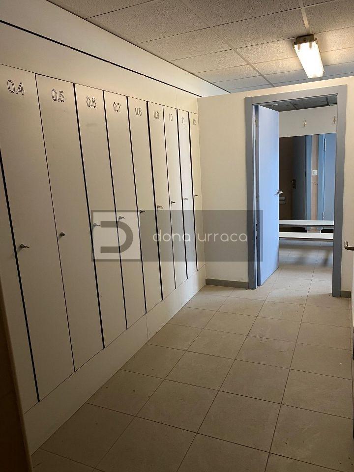 169545810004400024266_169540343346 GRAN NAVE EN EL POLIGONO SAN CIPRIAN DAS VIÑAS