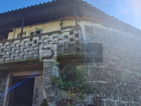 GRAN CASA DE PIEDRA ECONOMICA PARA REFORMAR