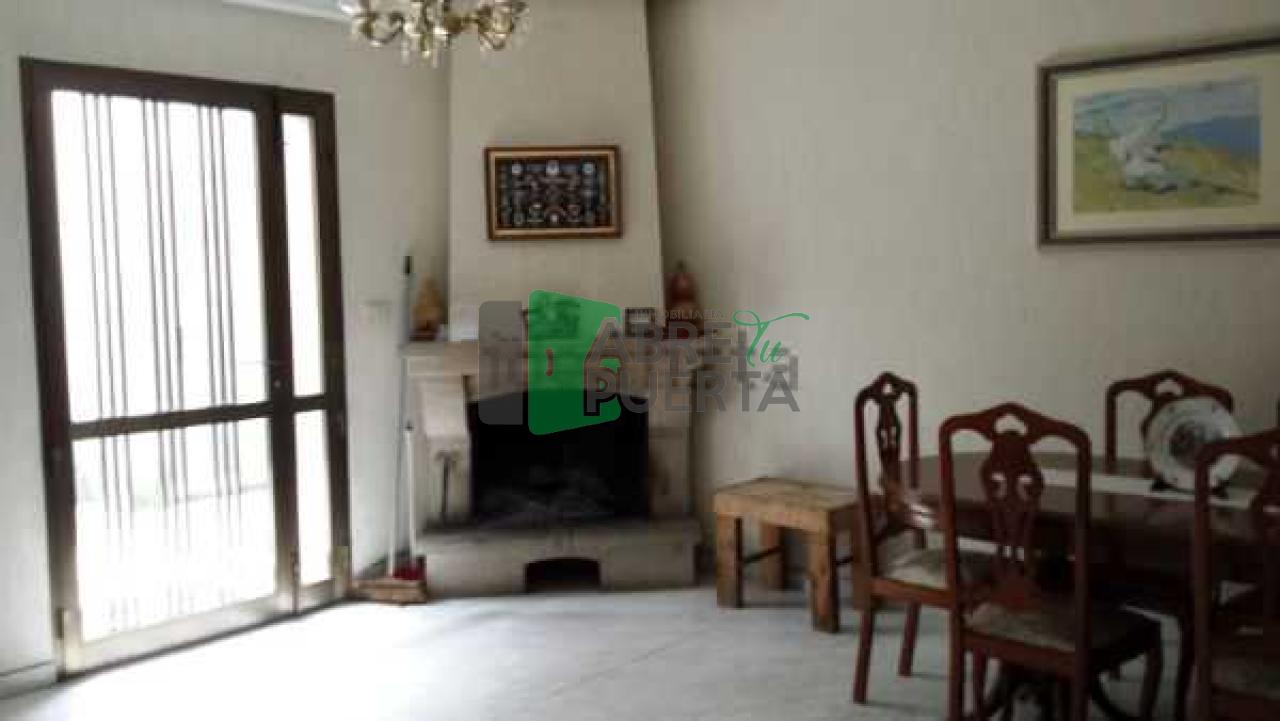 CASA/ CHALET INDEPENDIENTE EN VENTA
