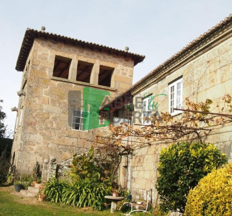 PAZO EN VENTA EN PEREIRO DE AGUIAR