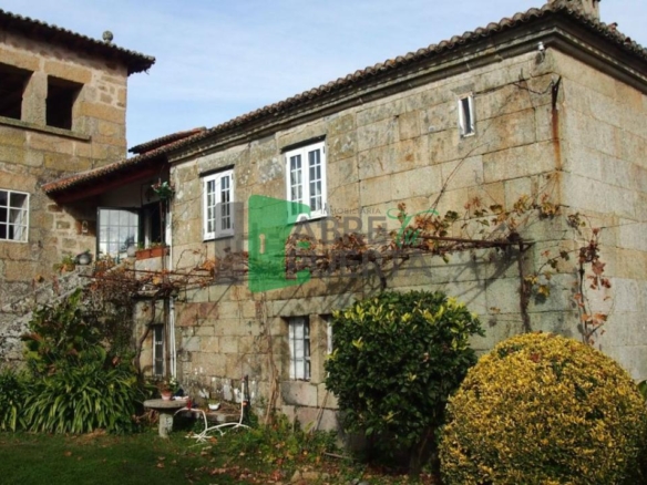 PAZO EN VENTA EN PEREIRO DE AGUIAR