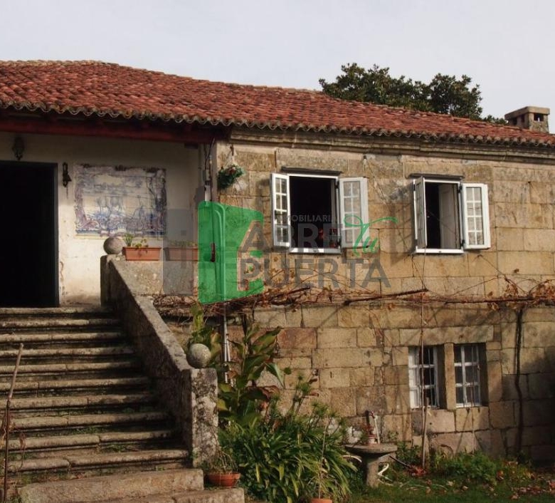 PAZO EN VENTA EN PEREIRO DE AGUIAR