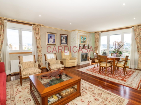 Chalet de piedra a un paso del centro de Vigo