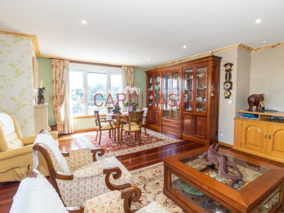 Chalet de piedra a un paso del centro de Vigo