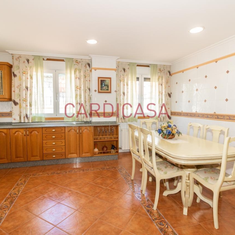 Chalet de piedra a un paso del centro de Vigo