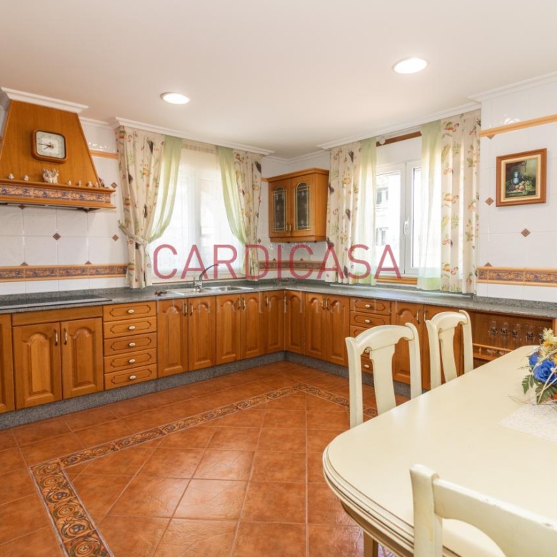 Chalet de piedra a un paso del centro de Vigo