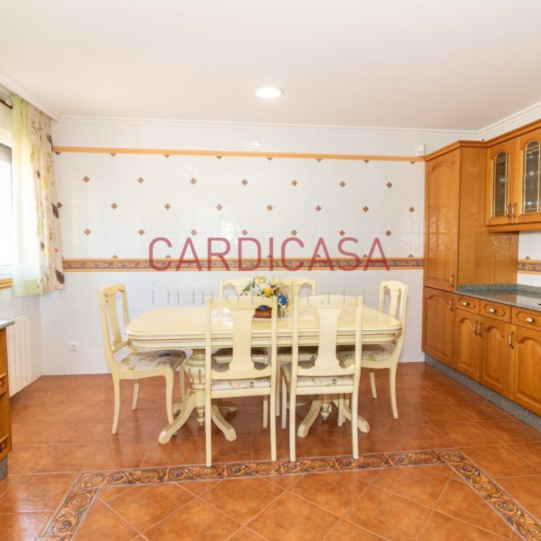 Chalet de piedra a un paso del centro de Vigo