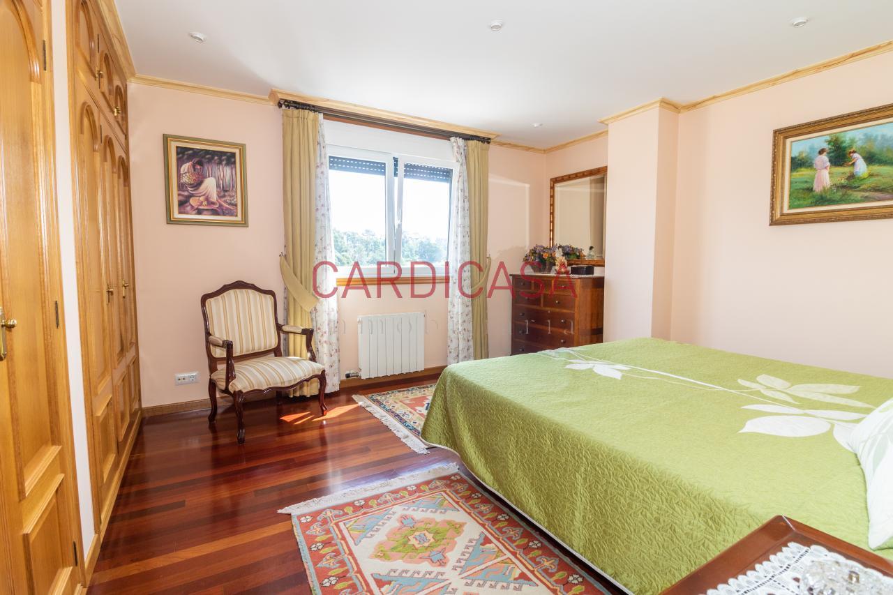 169961723068900035404_169419140161 Chalet de piedra a un paso del centro de Vigo