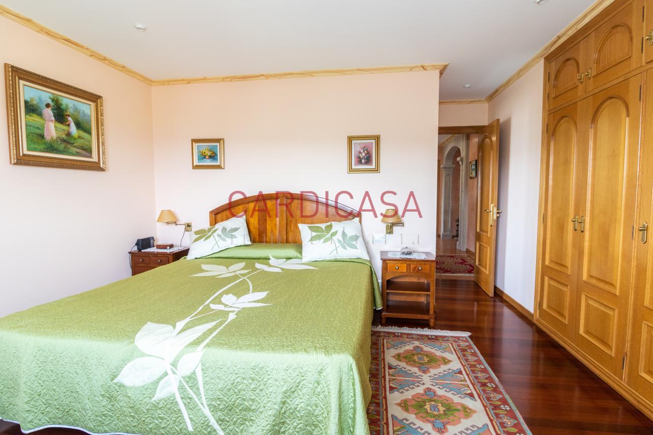 169961723295600035404_169419140817 Chalet de piedra a un paso del centro de Vigo