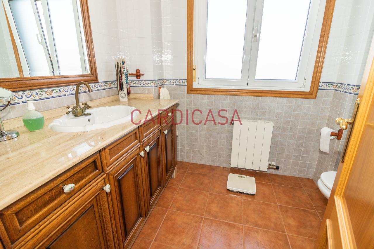 169961723793200035404_169419142096 Chalet de piedra a un paso del centro de Vigo