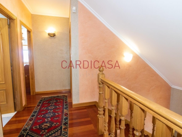 Chalet de piedra a un paso del centro de Vigo