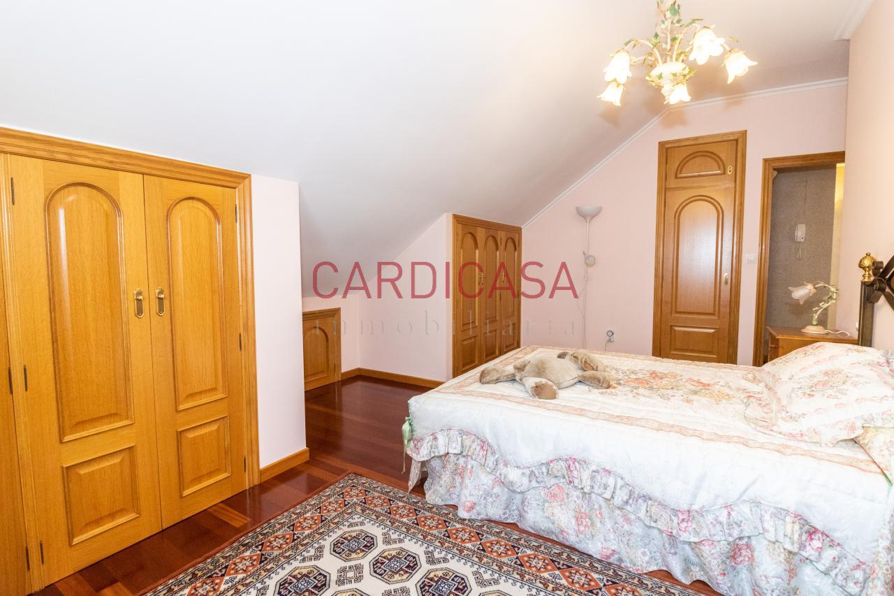 169961724126200035404_169419145048 Chalet de piedra a un paso del centro de Vigo