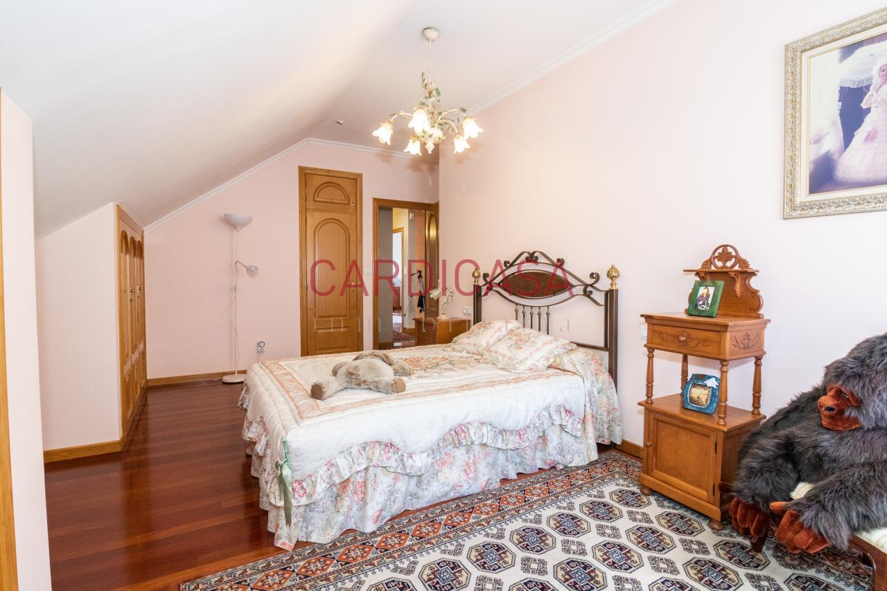 169961724162000035404_169419145368 Chalet de piedra a un paso del centro de Vigo