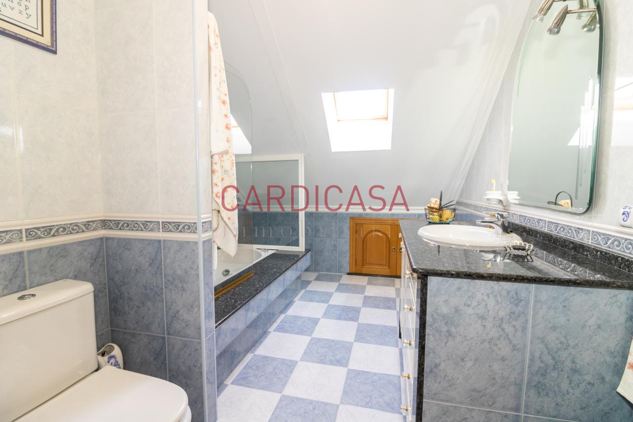169961724297800035404_169419145692 Chalet de piedra a un paso del centro de Vigo