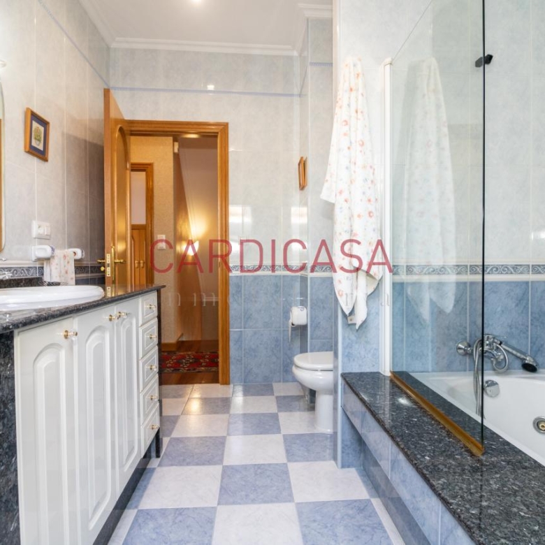 Chalet de piedra a un paso del centro de Vigo