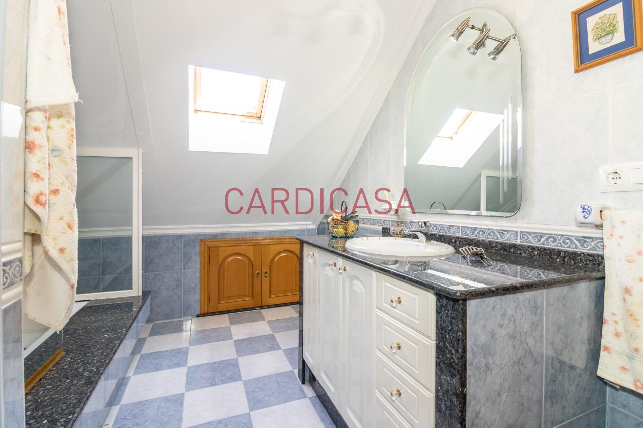 169961724399300035404_169419146331 Chalet de piedra a un paso del centro de Vigo