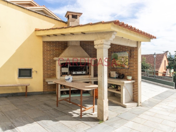 Chalet de piedra a un paso del centro de Vigo
