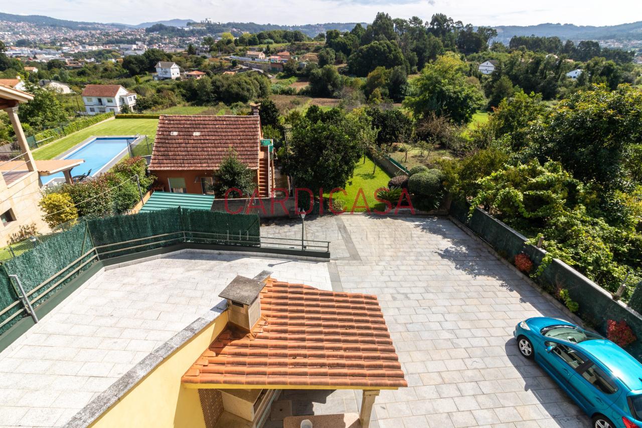 169961724999300035404_169419139865 Chalet de piedra a un paso del centro de Vigo