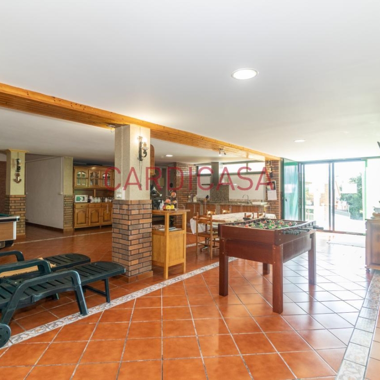 Chalet de piedra a un paso del centro de Vigo