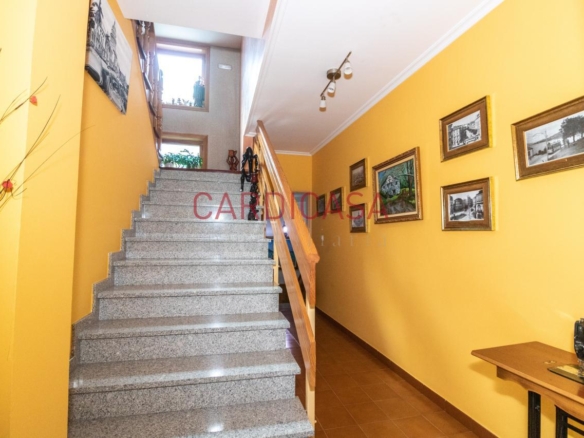 Chalet de piedra a un paso del centro de Vigo